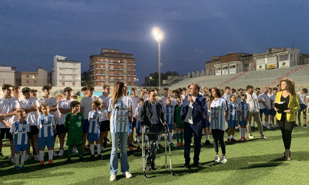 Ssd Gela Festa Al Presti Per La Presentazione Delle Squadre Il